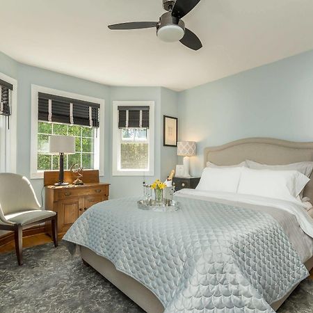 Craigleith Manor Bed & Breakfast Колінгвуд Екстер'єр фото