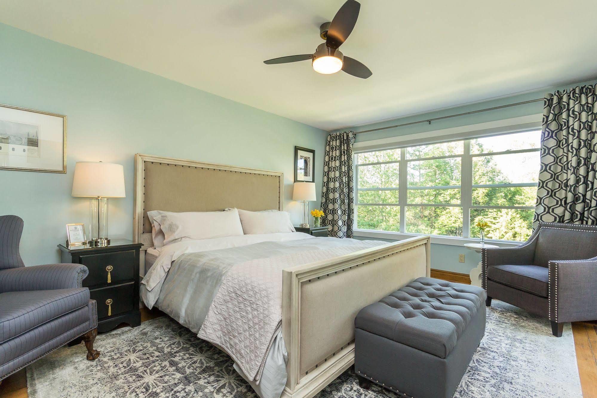 Craigleith Manor Bed & Breakfast Колінгвуд Екстер'єр фото