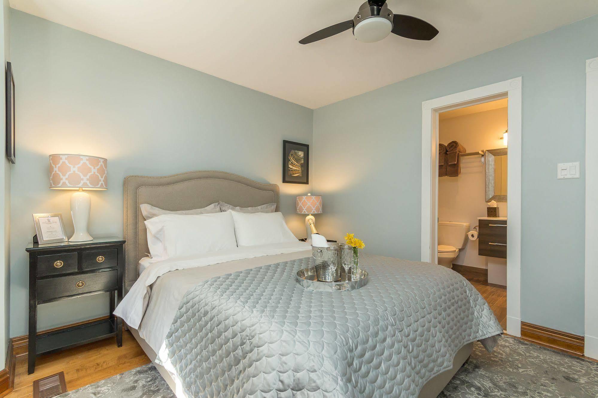 Craigleith Manor Bed & Breakfast Колінгвуд Екстер'єр фото